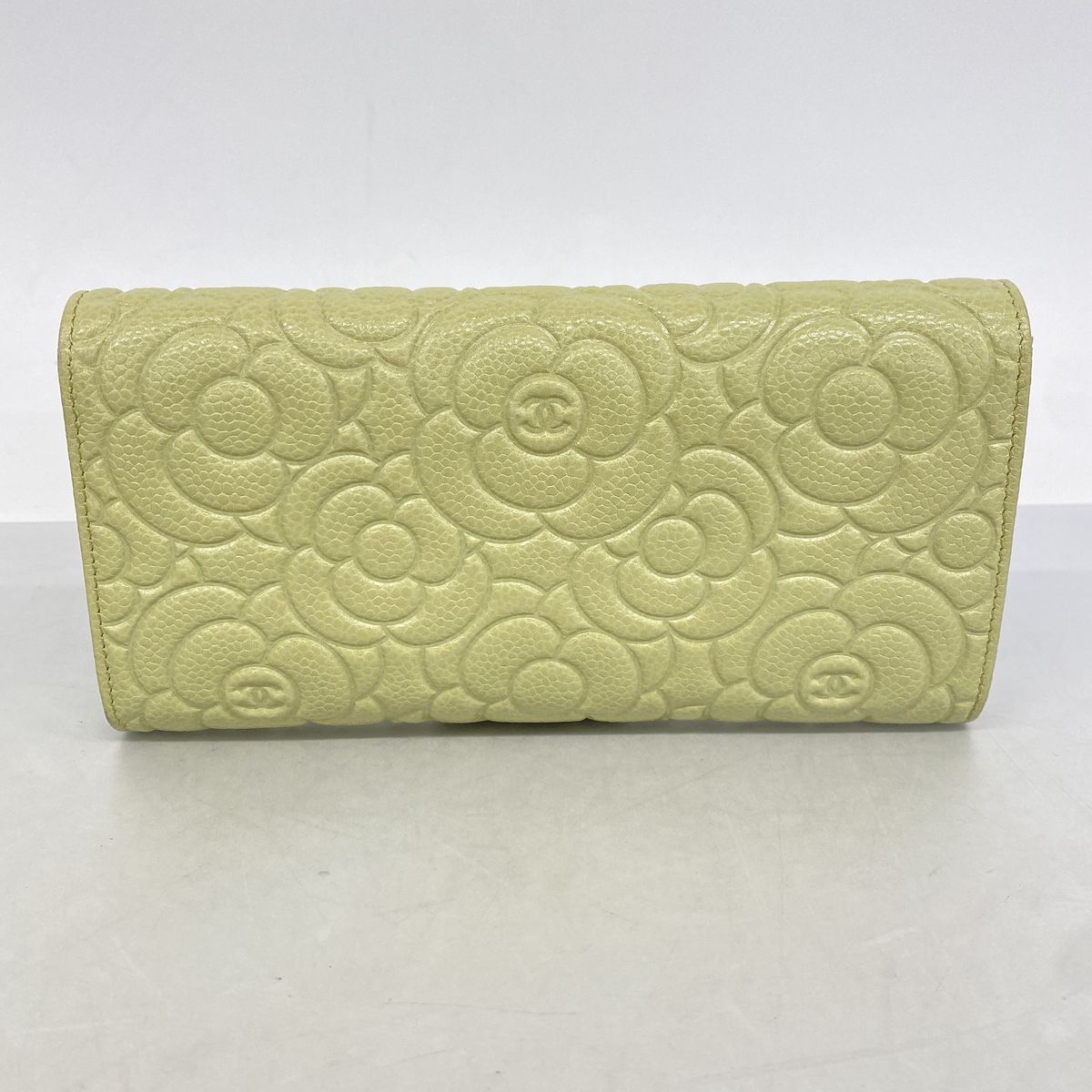 Chanel Wallet Camellia Caviar Leather Green Silver — view 8