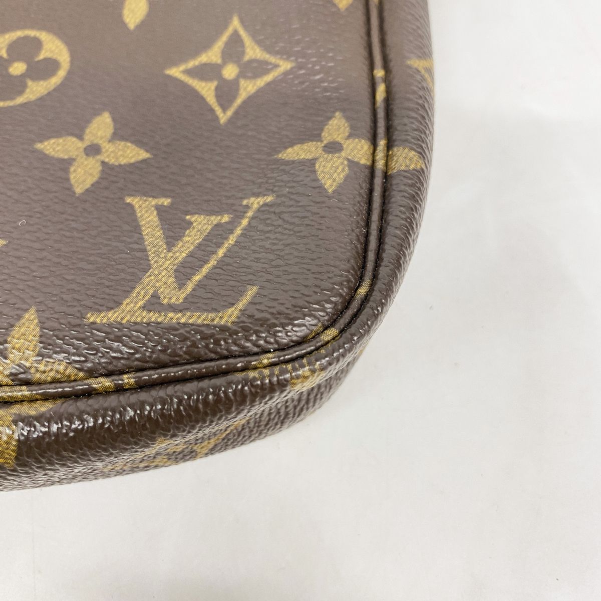 Louis Vuitton Pouch Monogram Pochette Accessoires Brown — view 8
