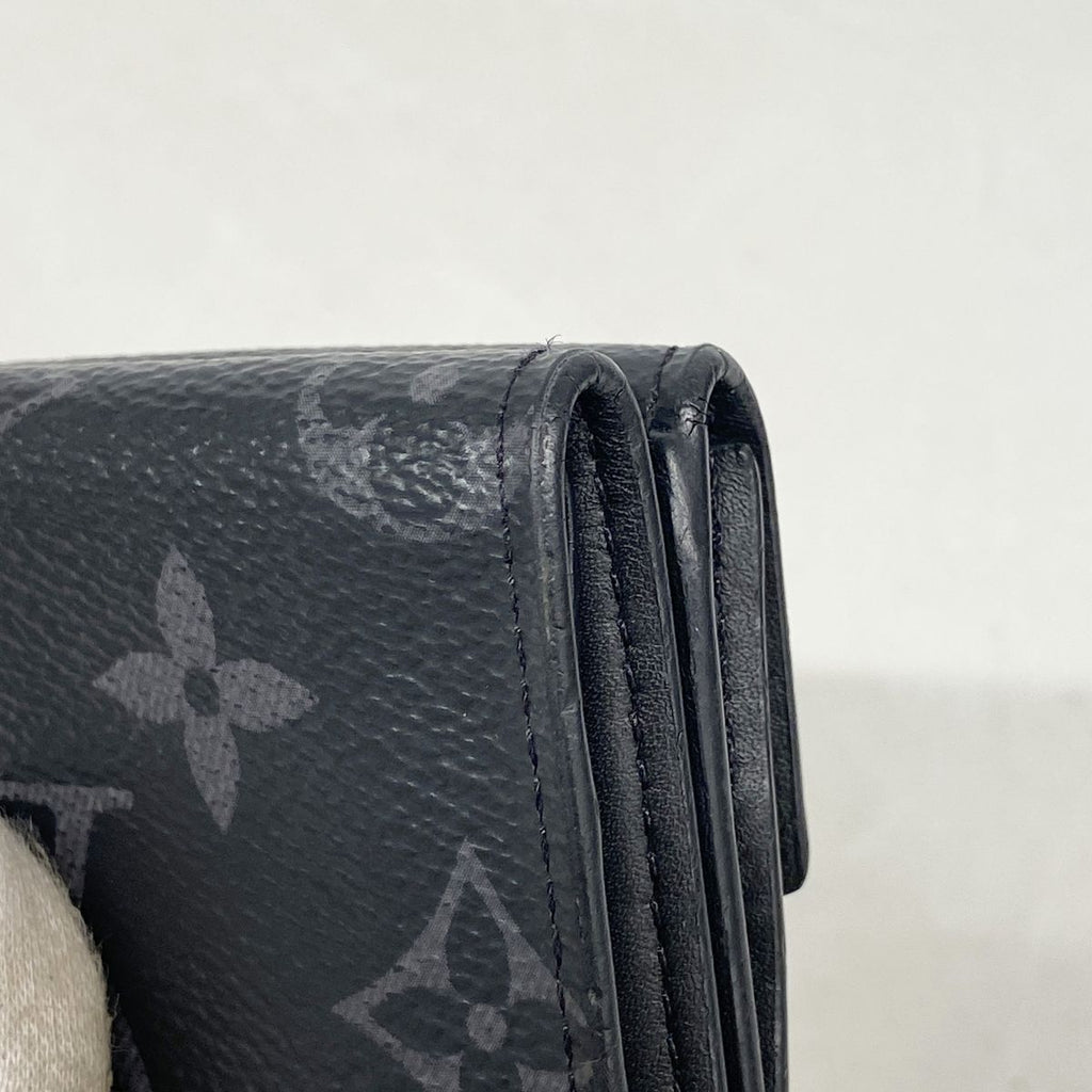 Louis Vuitton Trifold Wallet Monogram Eclipse Discovery Compact Black — view 7