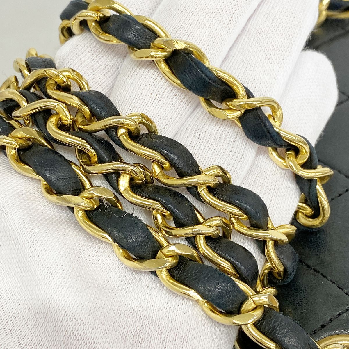 Chanel Shoulder Bag Mini Quilted Lambskin Black Gold — view 8