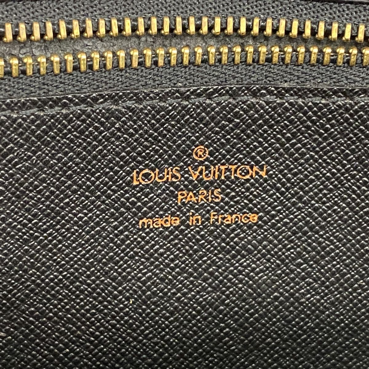Louis Vuitton Clutch Epi Pochette Series Dragonne Noir — view 5