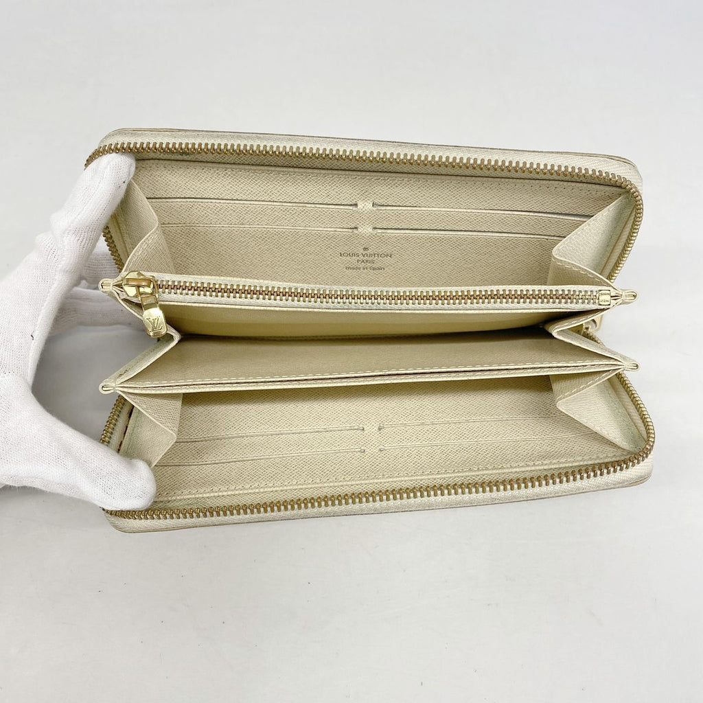 Louis Vuitton Wallet Damier Azur Zippy White — view 3