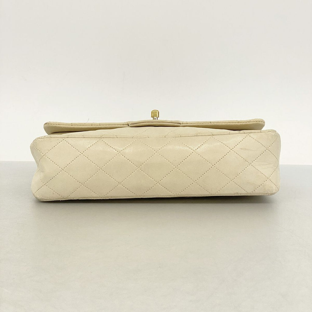 Chanel Shoulder Bag Quilted Lambskin Beige Gold — view 3