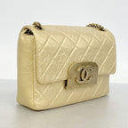 Chanel Shoulder Bag Quilted Lambskin Gold — view 2