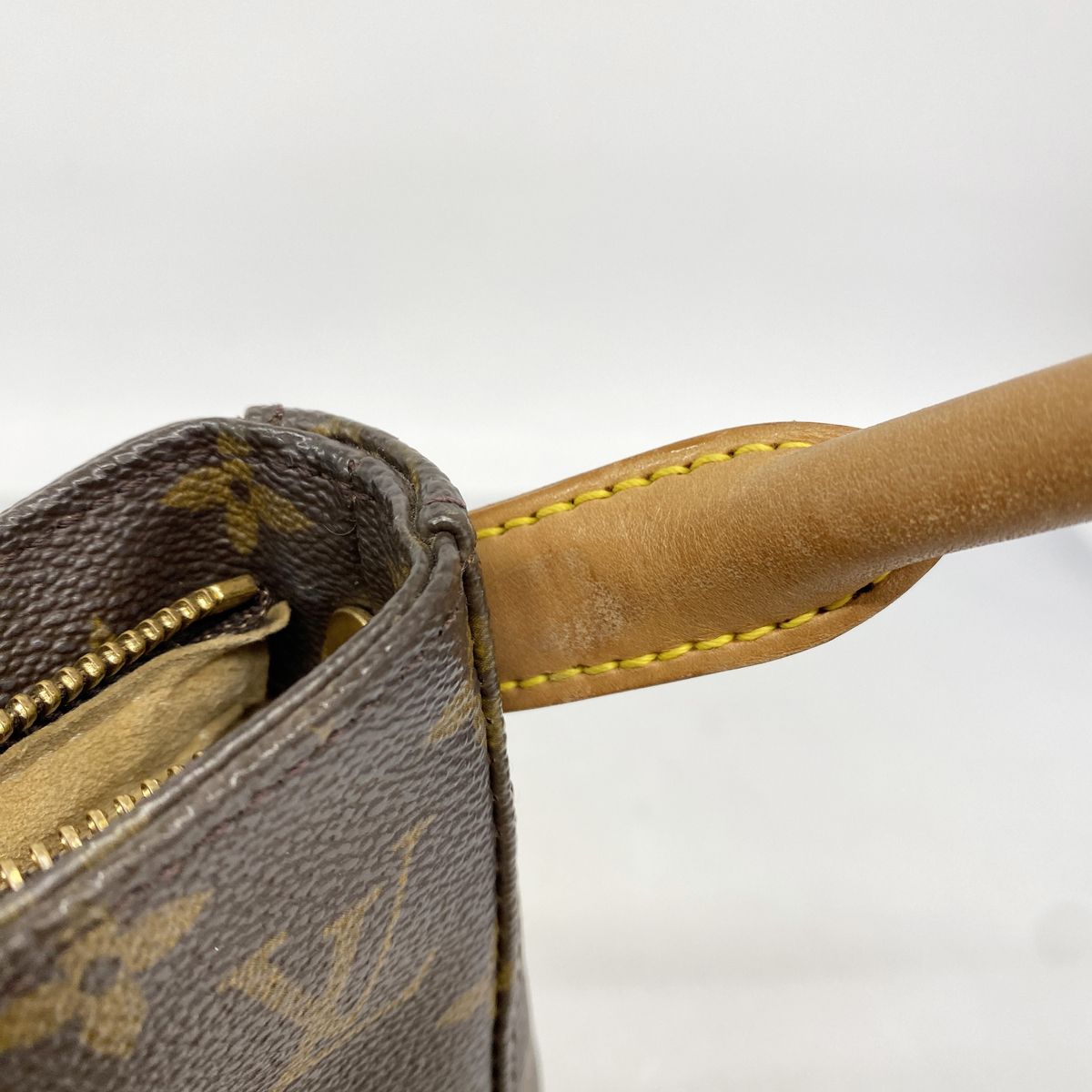 Louis Vuitton Shoulder Bag Monogram Looping GM Brown — view 6