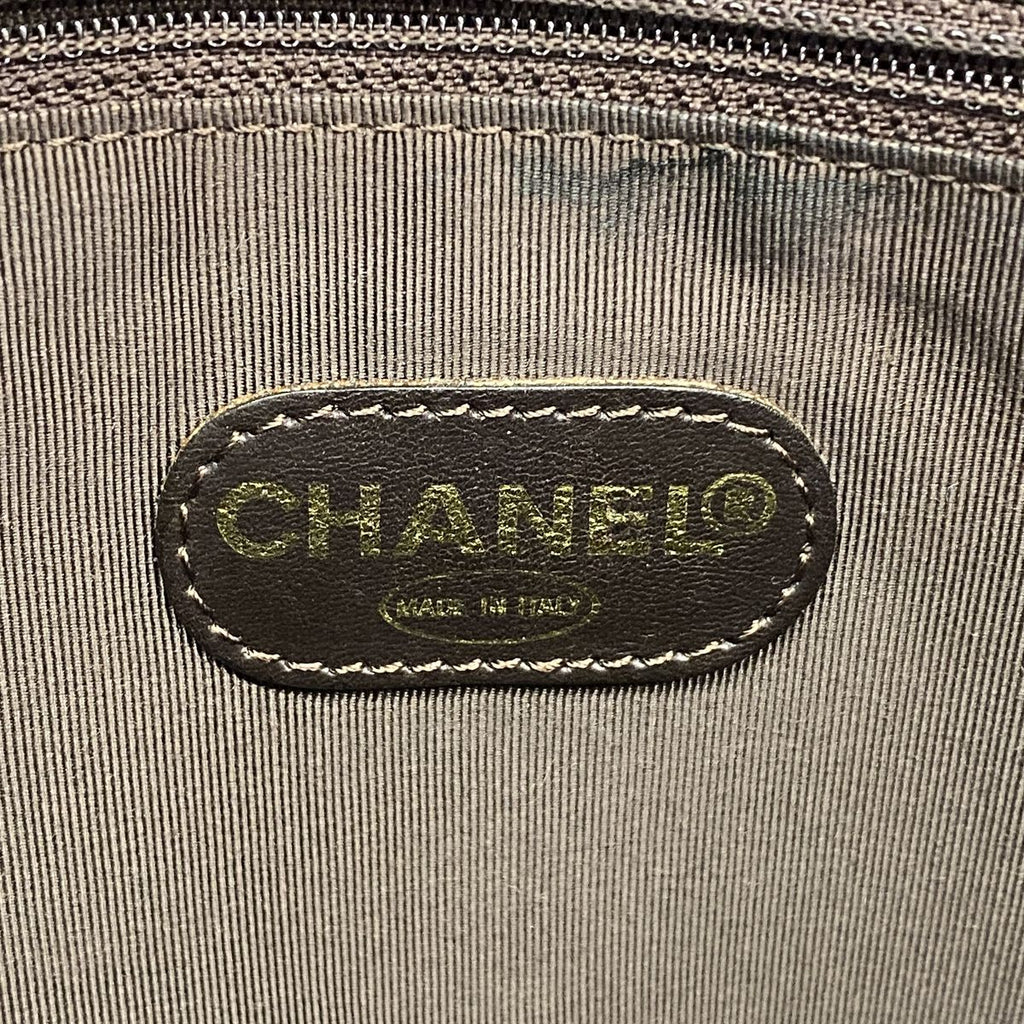 Chanel Shoulder Bag Leather Black Gold — view 5