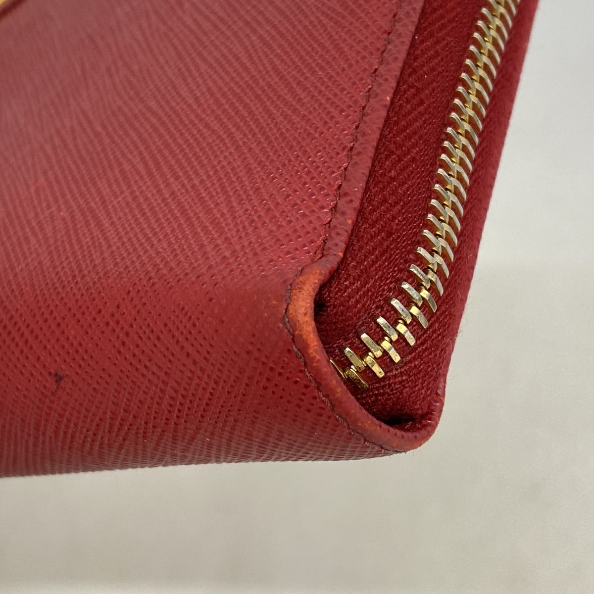 Prada Wallet Saffiano Leather Red Gold — view 5