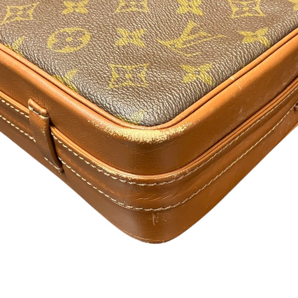 Louis Vuitton Sac Bandouliere 30 Monogram Shoulder Bag Canvas — view 6