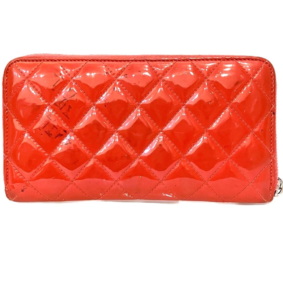 Chanel Brilliant Quilted Zip Around Wallet Patent Leather — view 2