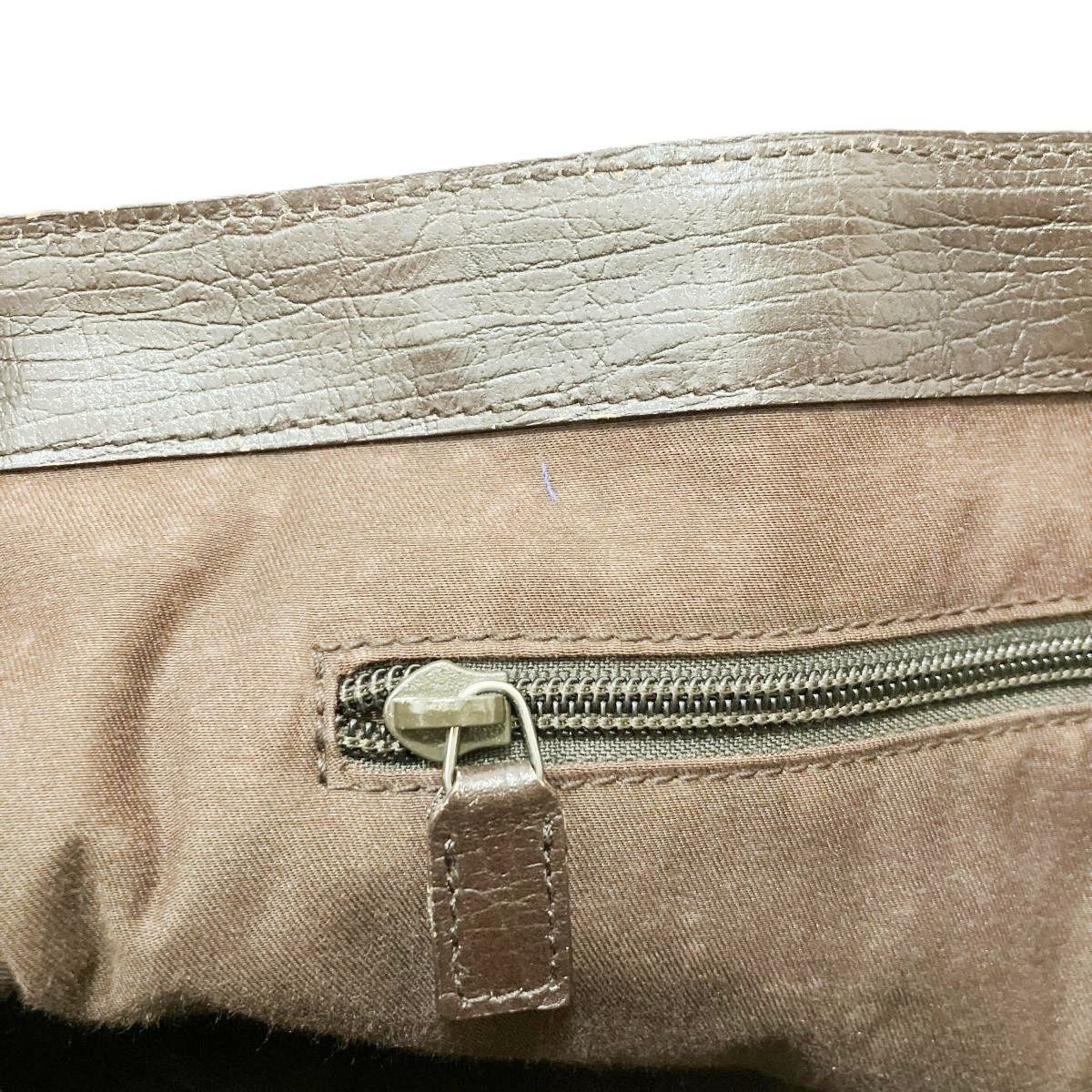 Gucci GG Supreme Tote Bag Leather — view 8