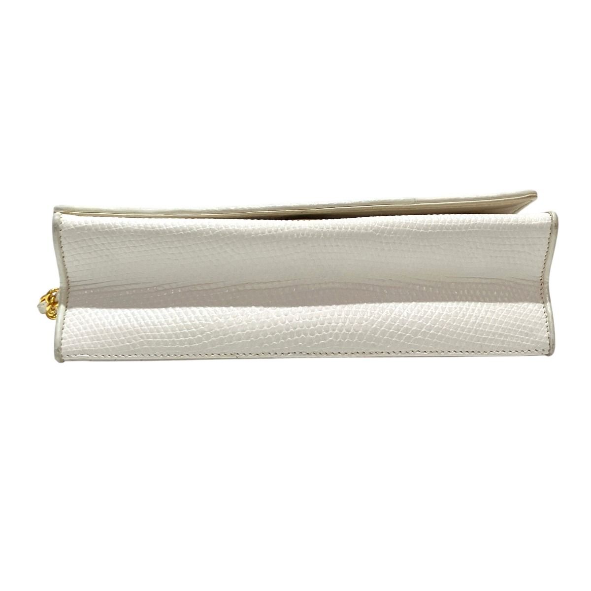 Chanel Shoulder Bag Leather — view 3