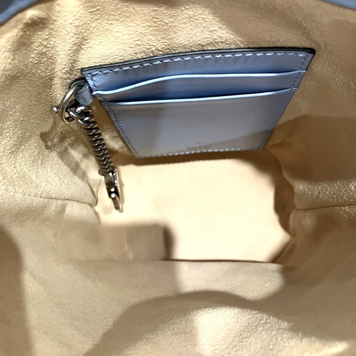 Gucci GG Marmont Shoulder Bag Leather — view 6