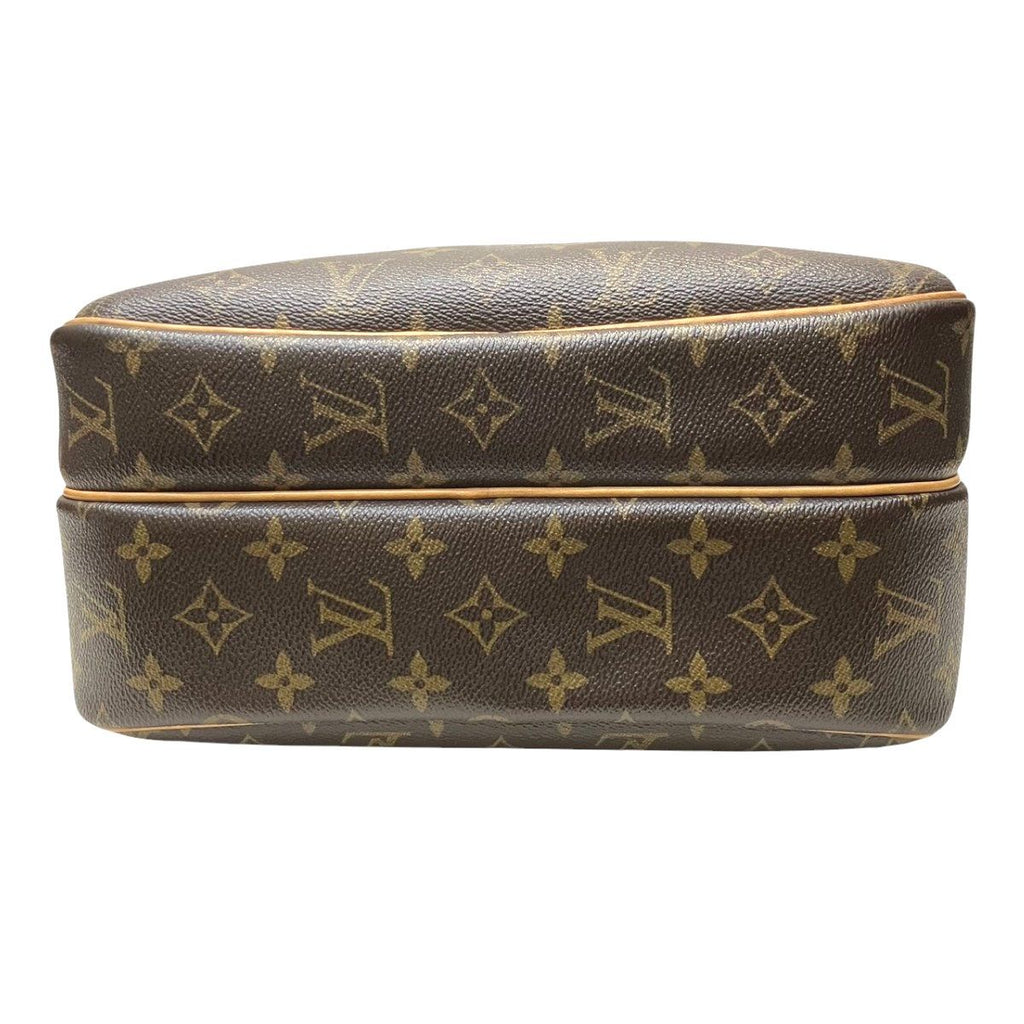 Louis Vuitton Reporter PM Monogram Shoulder Bag Canvas — view 3