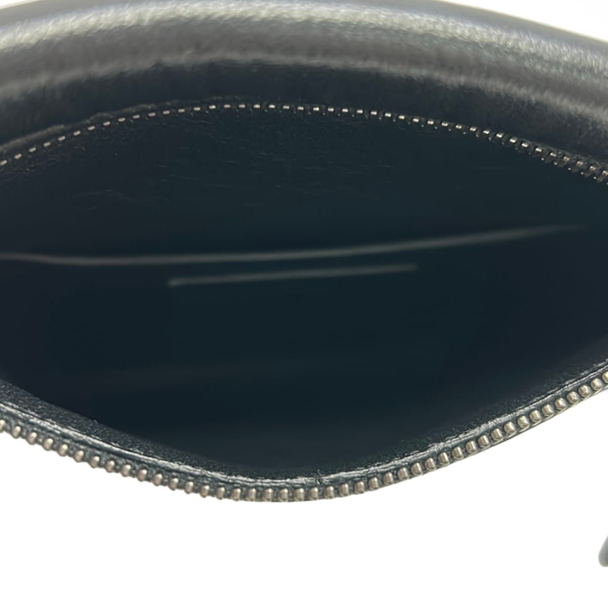 Saint Laurent Paris Shoulder Bag Flat Cross Black Leather — view 7