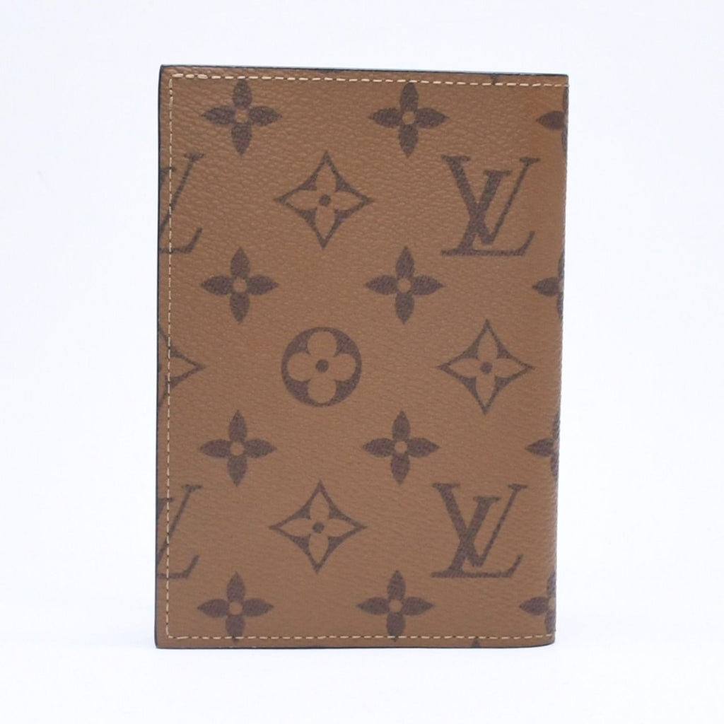 Louis Vuitton Monogram Reverse Couverture Passport Brown