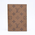 Louis Vuitton Monogram Reverse Couverture Passport Brown — view 2