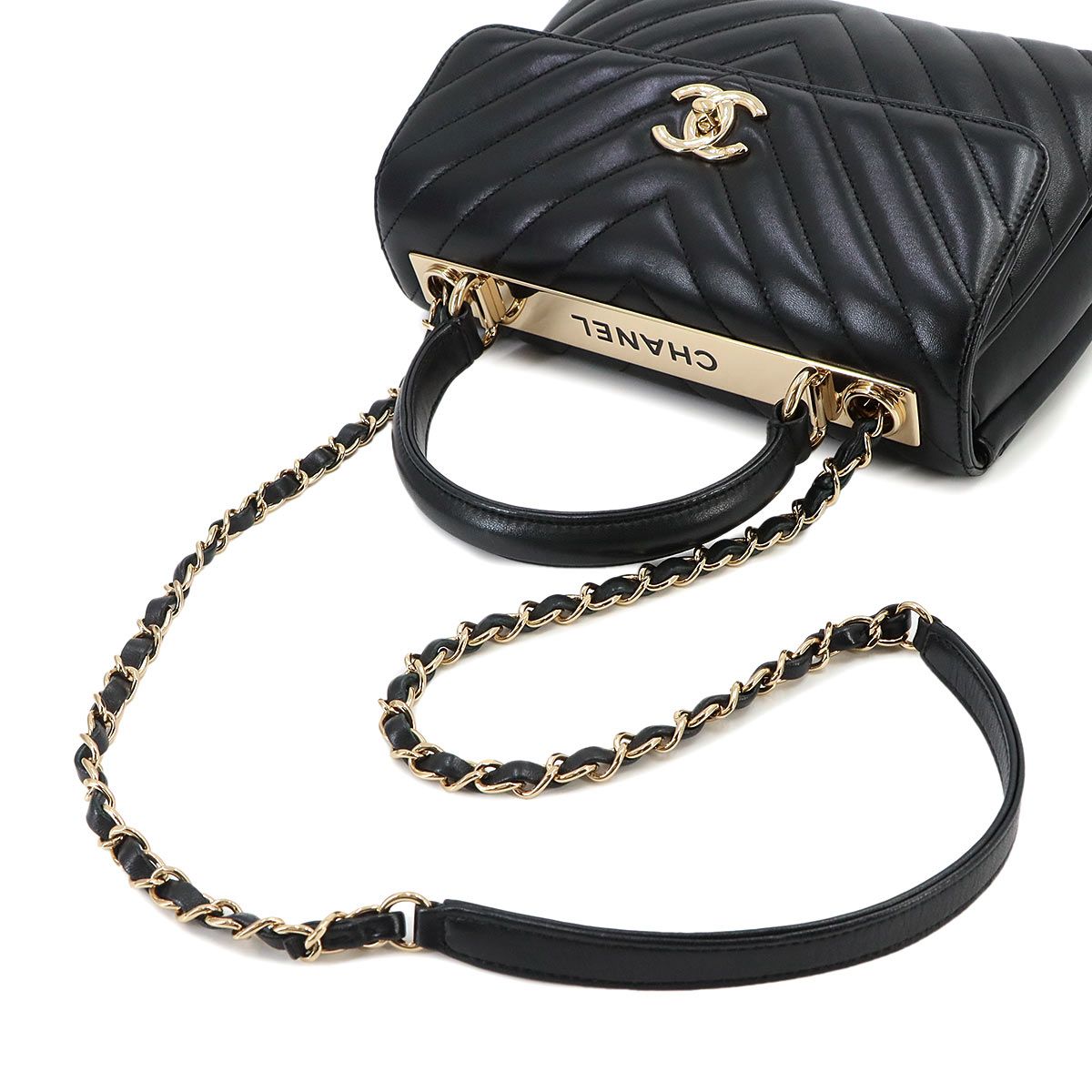 Chanel Trendy CC Chevron V-stitch 2-Way Hand Chain Shoulder Bag Leather Black — view 6