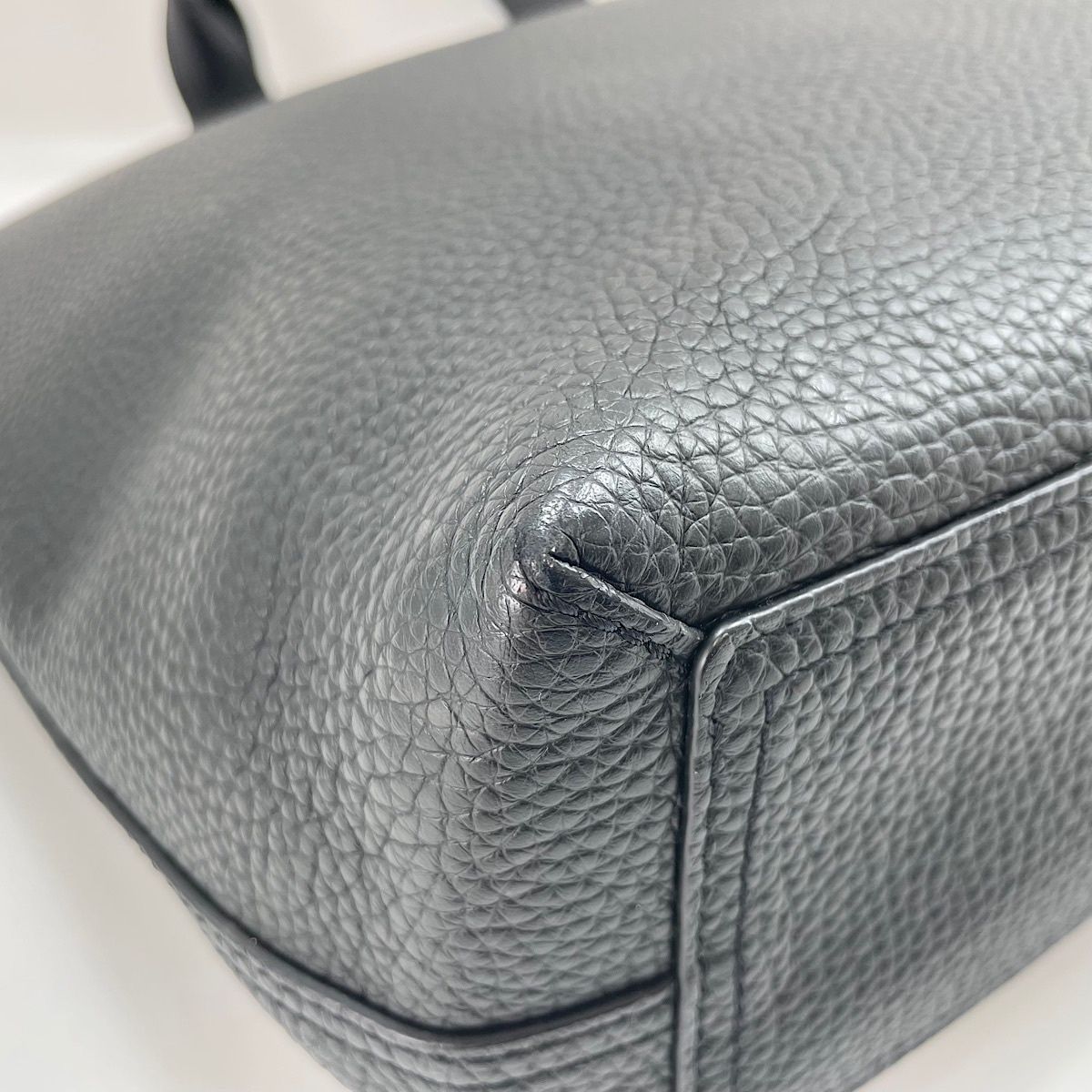 Louis Vuitton Tote Bag Cabas Voyage NV — view 6
