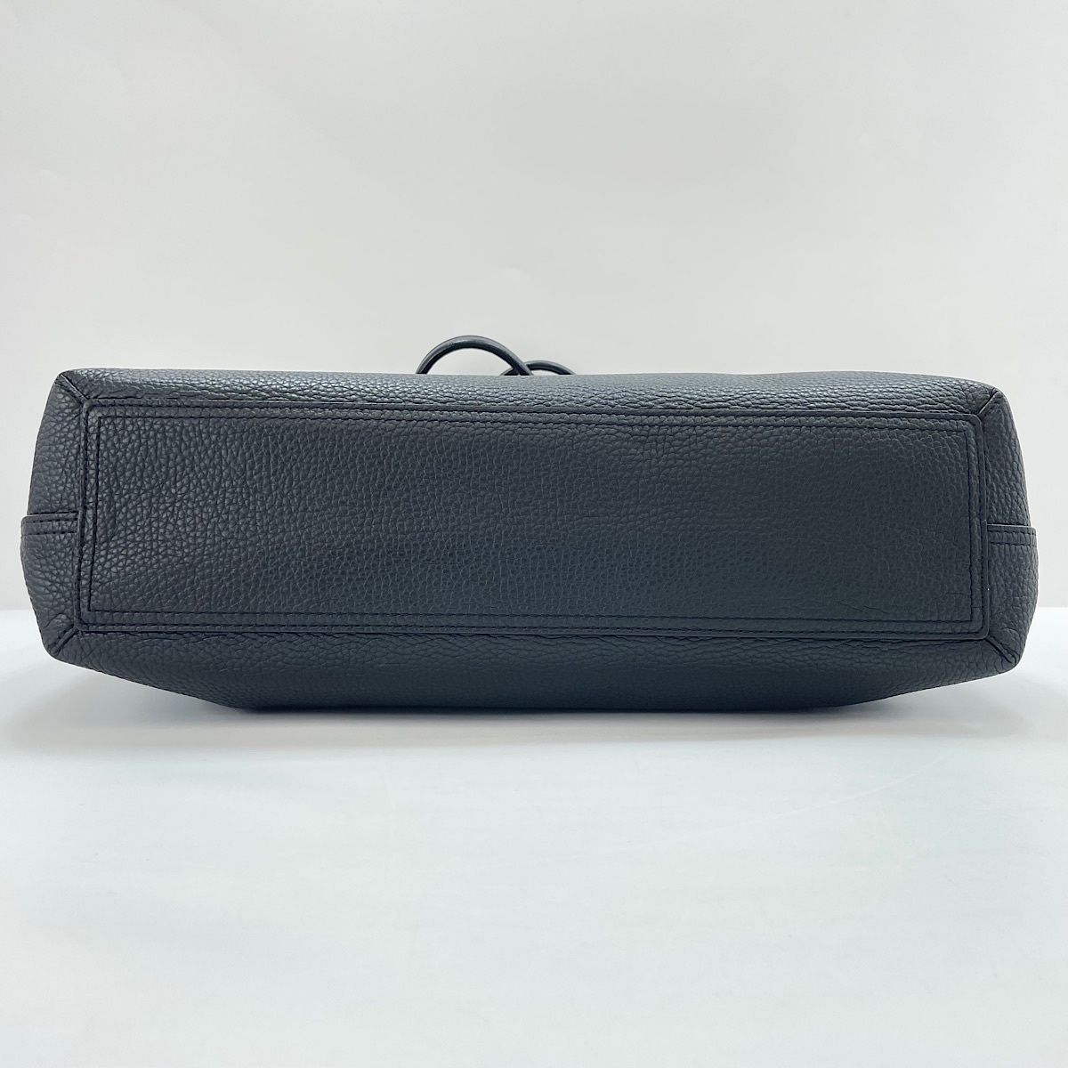 Louis Vuitton Tote Bag Cabas Voyage NV — view 5