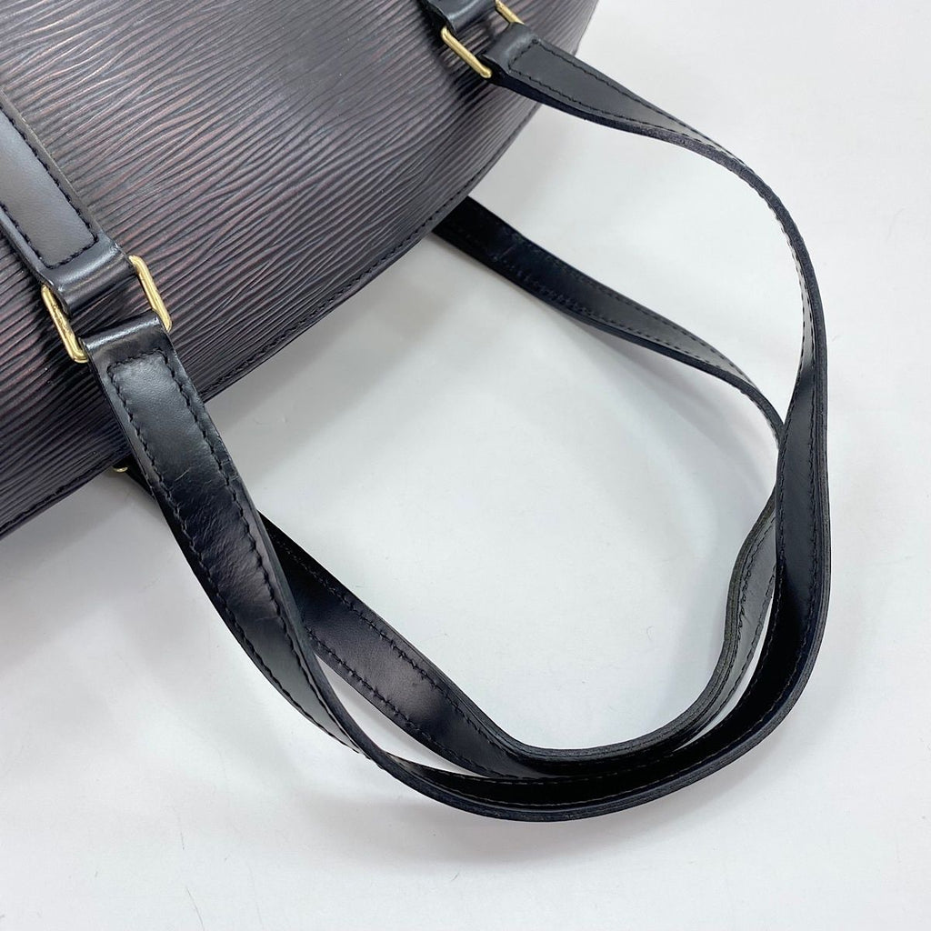 Louis Vuitton Handbag Soufflot — view 8