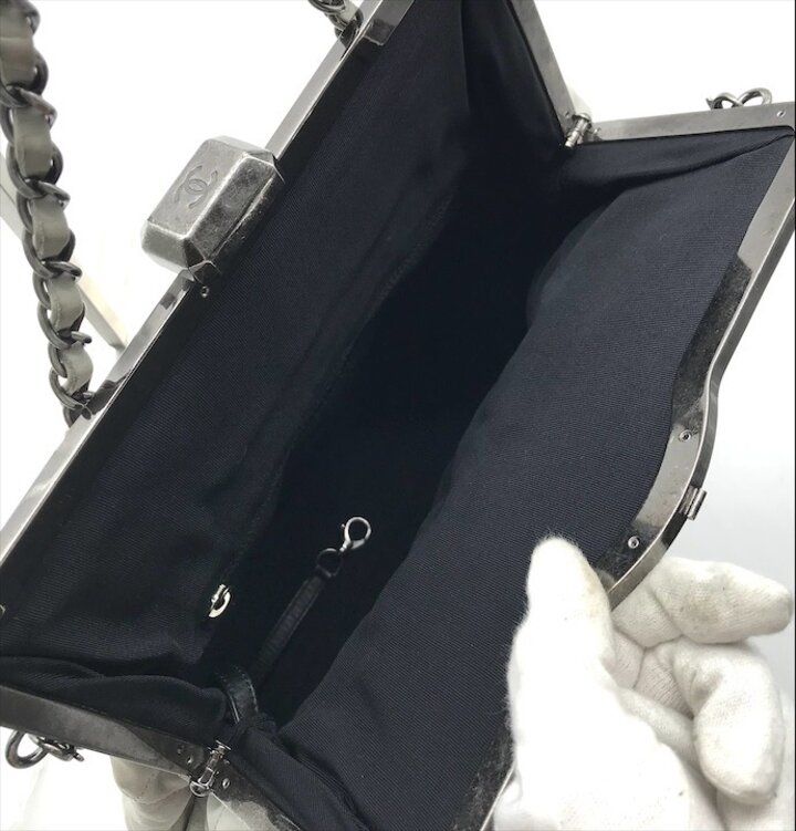 Chanel Chain Shoulder Bag CC Logo Kiss Lock 2-Way Suede Diver Nylon Gray — view 8