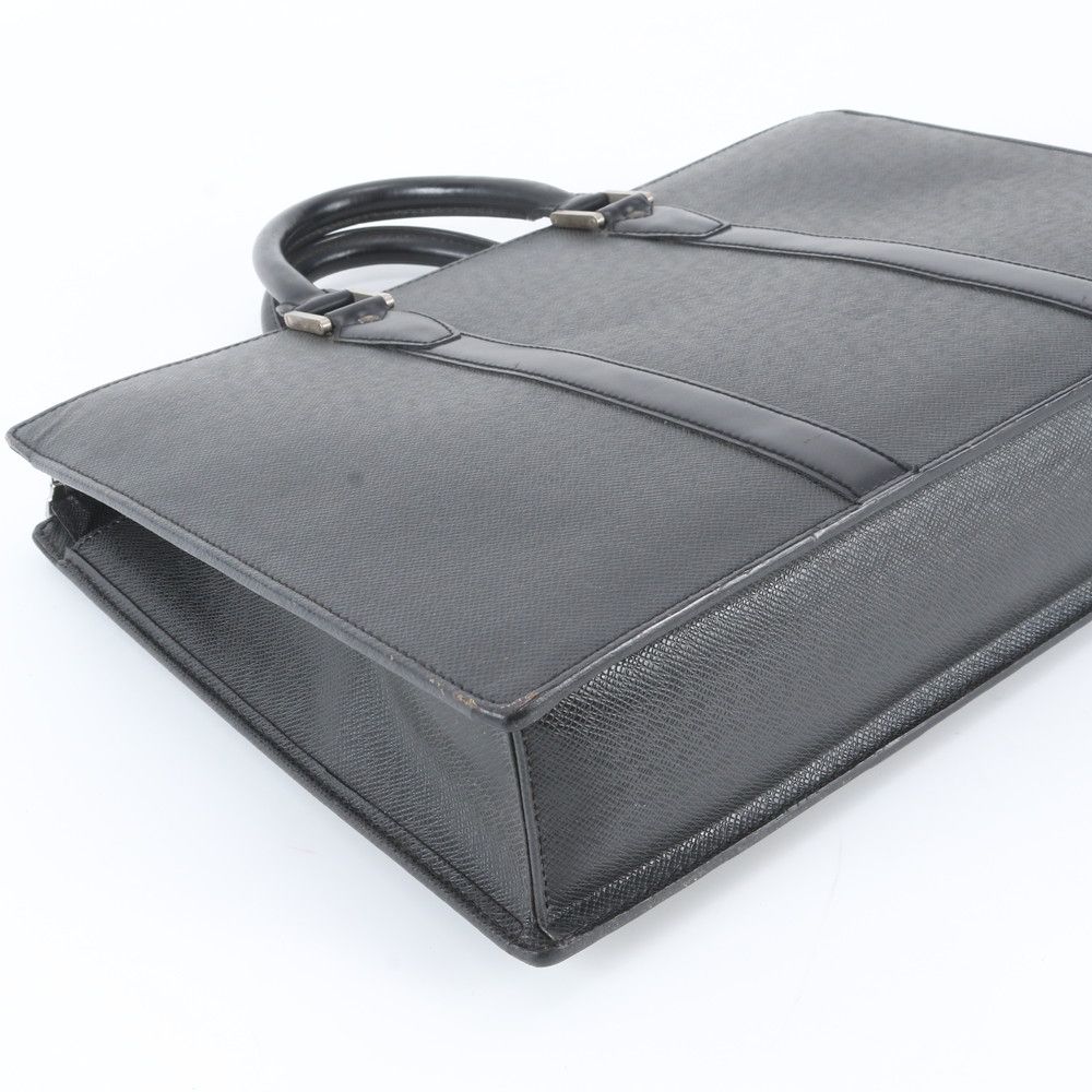 Louis Vuitton Taiga Porte Documents Roseann Leather Business Document — view 5