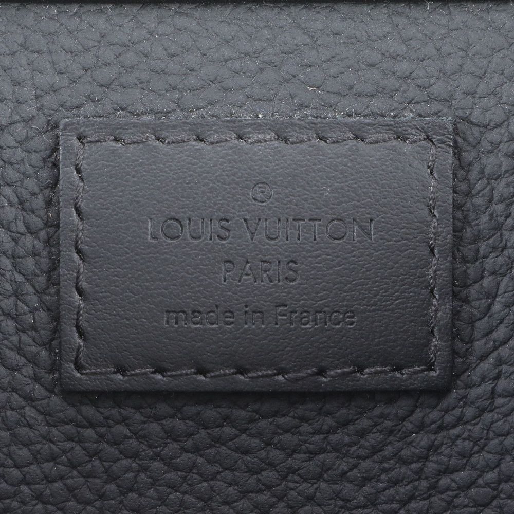 Louis Vuitton LV Aerogram Takeoff Sling Bag Leather — view 8