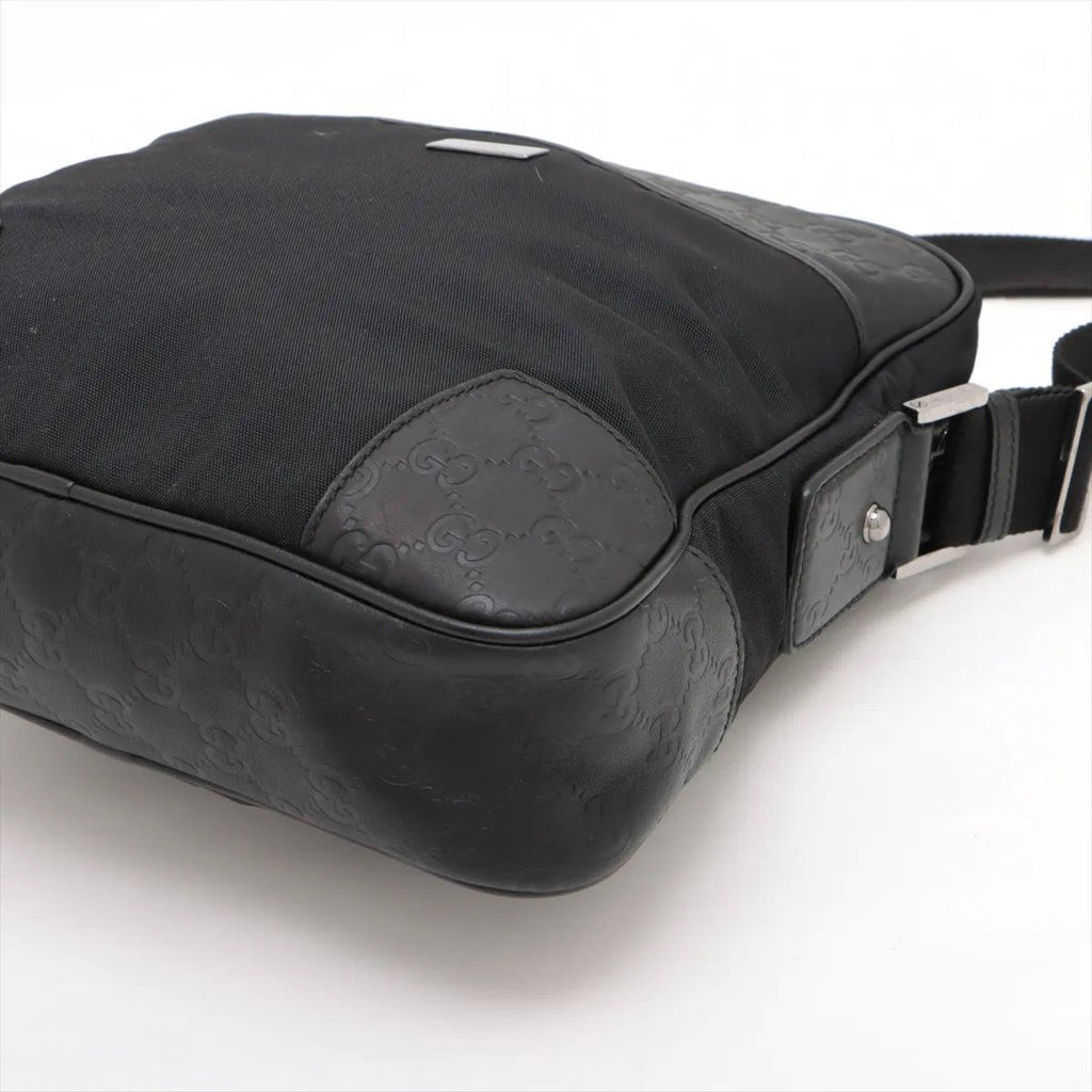 Gucci Guccissima Leather Shoulder Bag Crossbody Messenger Business — view 3