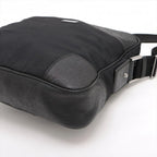 Gucci Guccissima Leather Shoulder Bag Crossbody Messenger Business — view 3