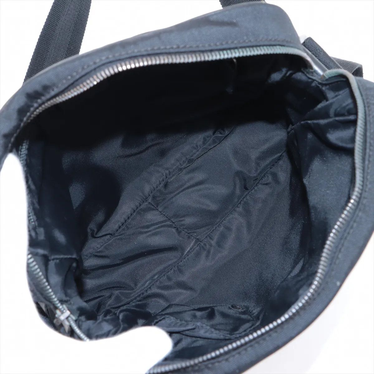 Gucci Guccissima Leather Shoulder Bag Crossbody Messenger Business — view 6