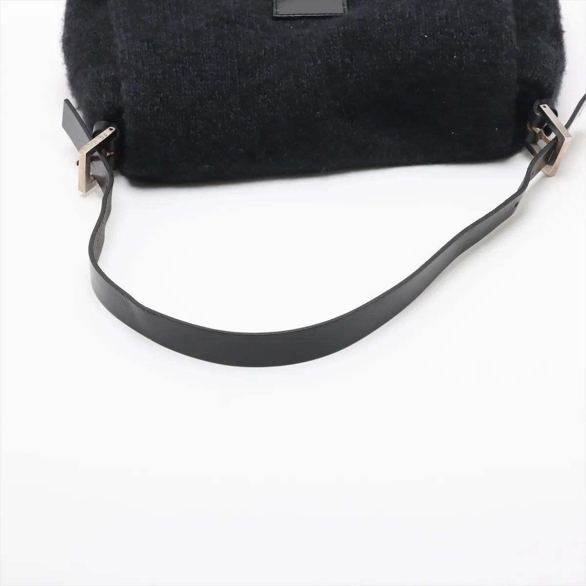 Fendi Mamma Baguette Bucket Leather Shoulder Bag — view 5