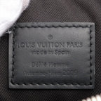 Louis Vuitton Danube Messenger Leather Shoulder Bag Crossbody Business — view 7