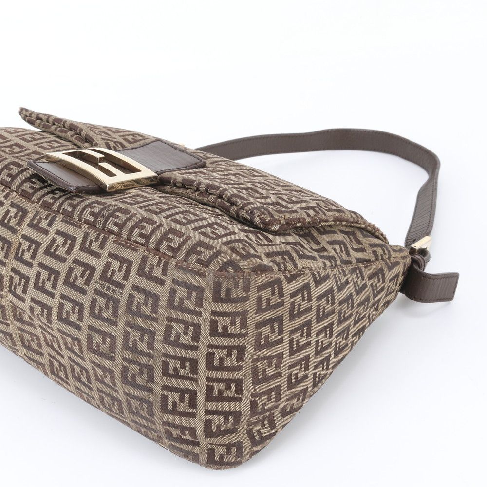 Fendi Zucchino Mamma Bucket Baguette FF Leather Shoulder Bag — view 5