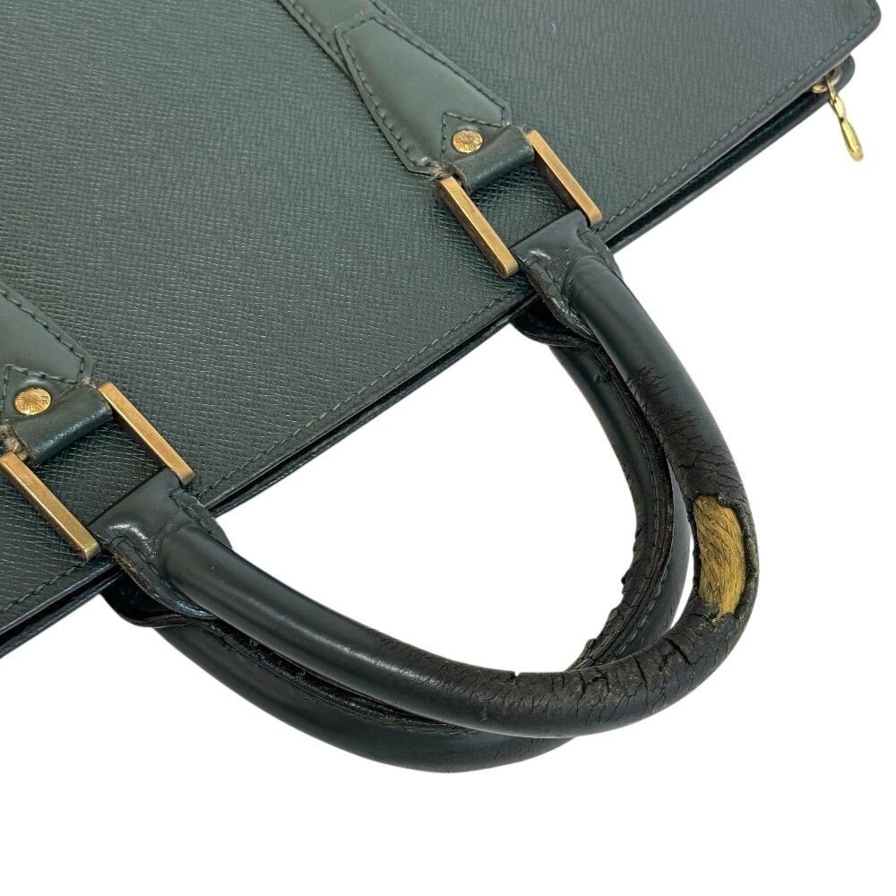 Louis Vuitton Porte Documents Taiga Business Bag Green — view 4