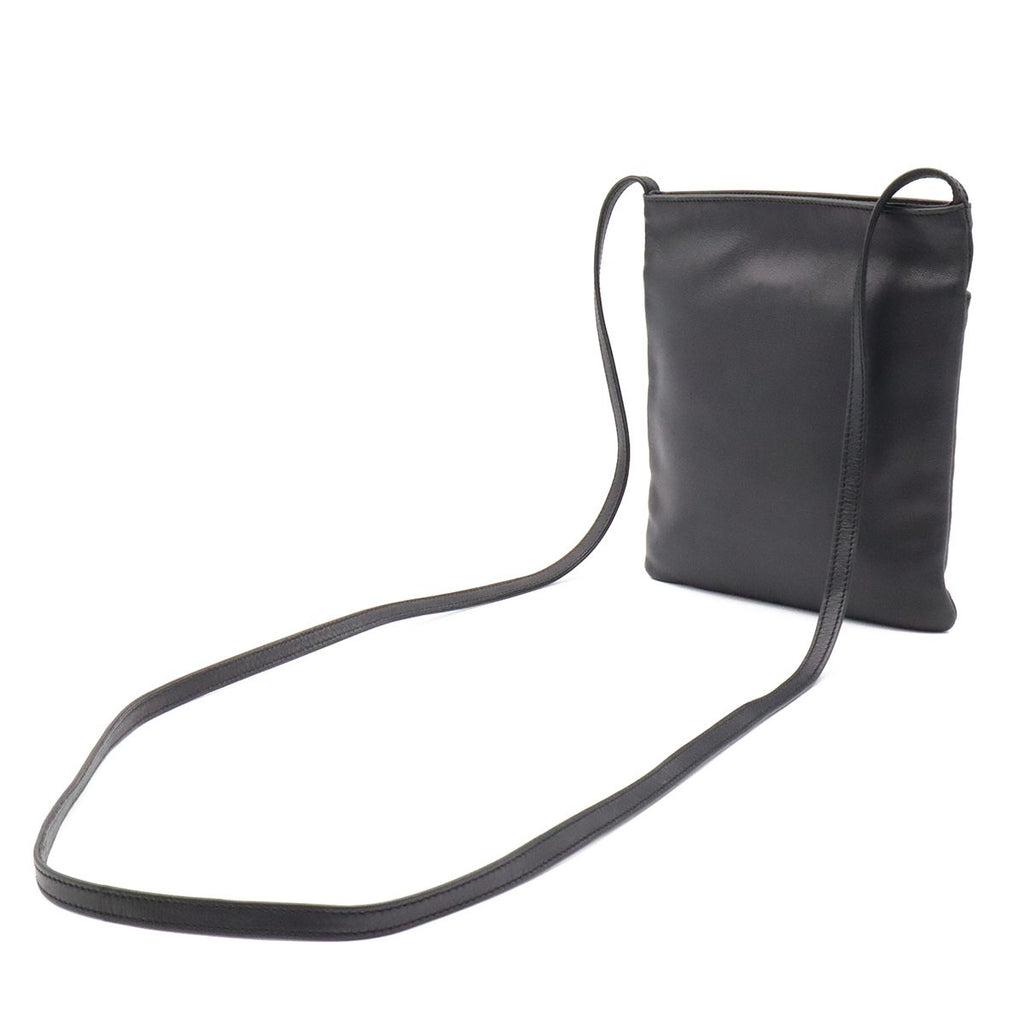 Loewe Anagram Pochette Shoulder Bag Pouch Crossbody Leather Black — view 2