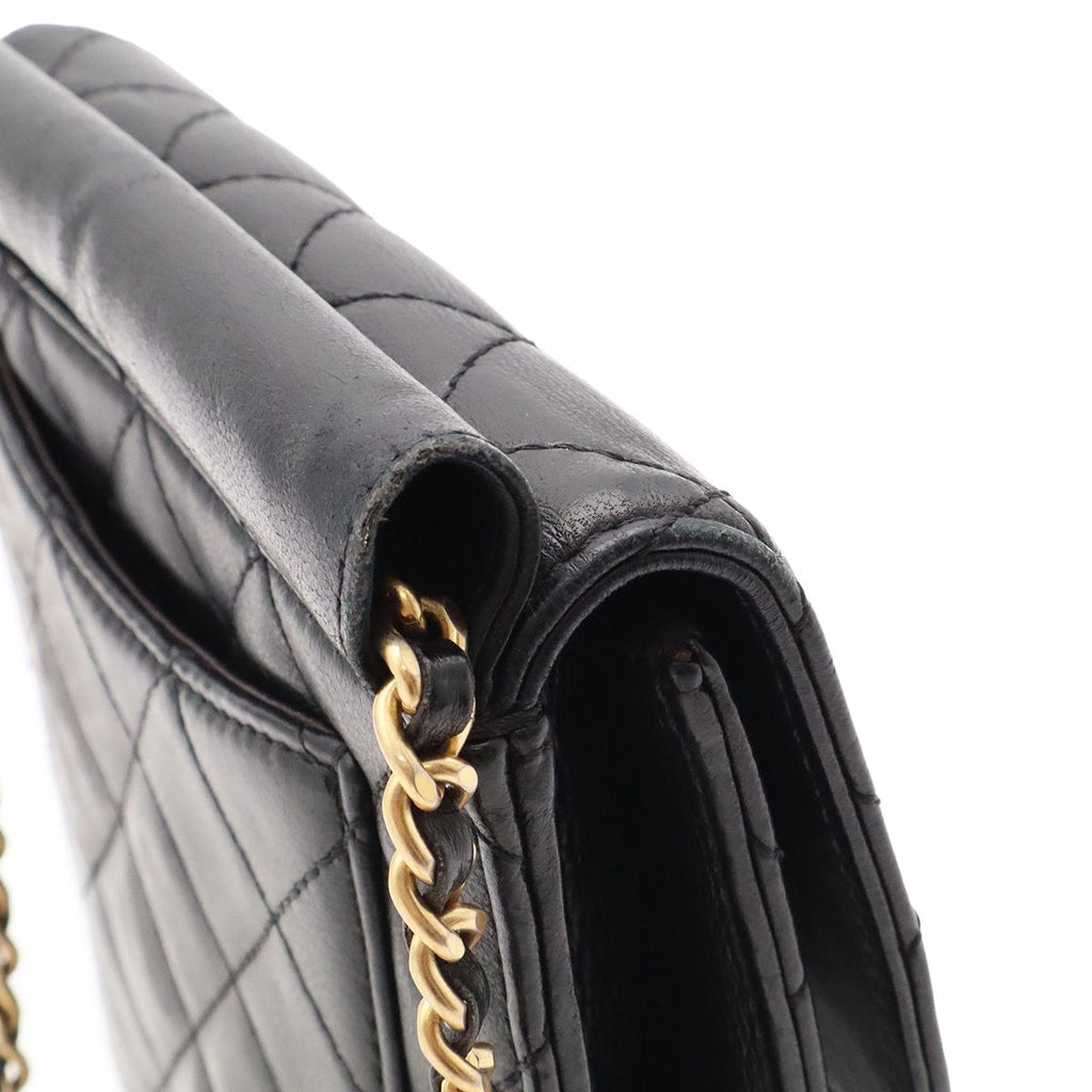 Chanel Quilted CC Logo Chain Shoulder Bag Pochette Lambskin Leather Black Gold — view 6
