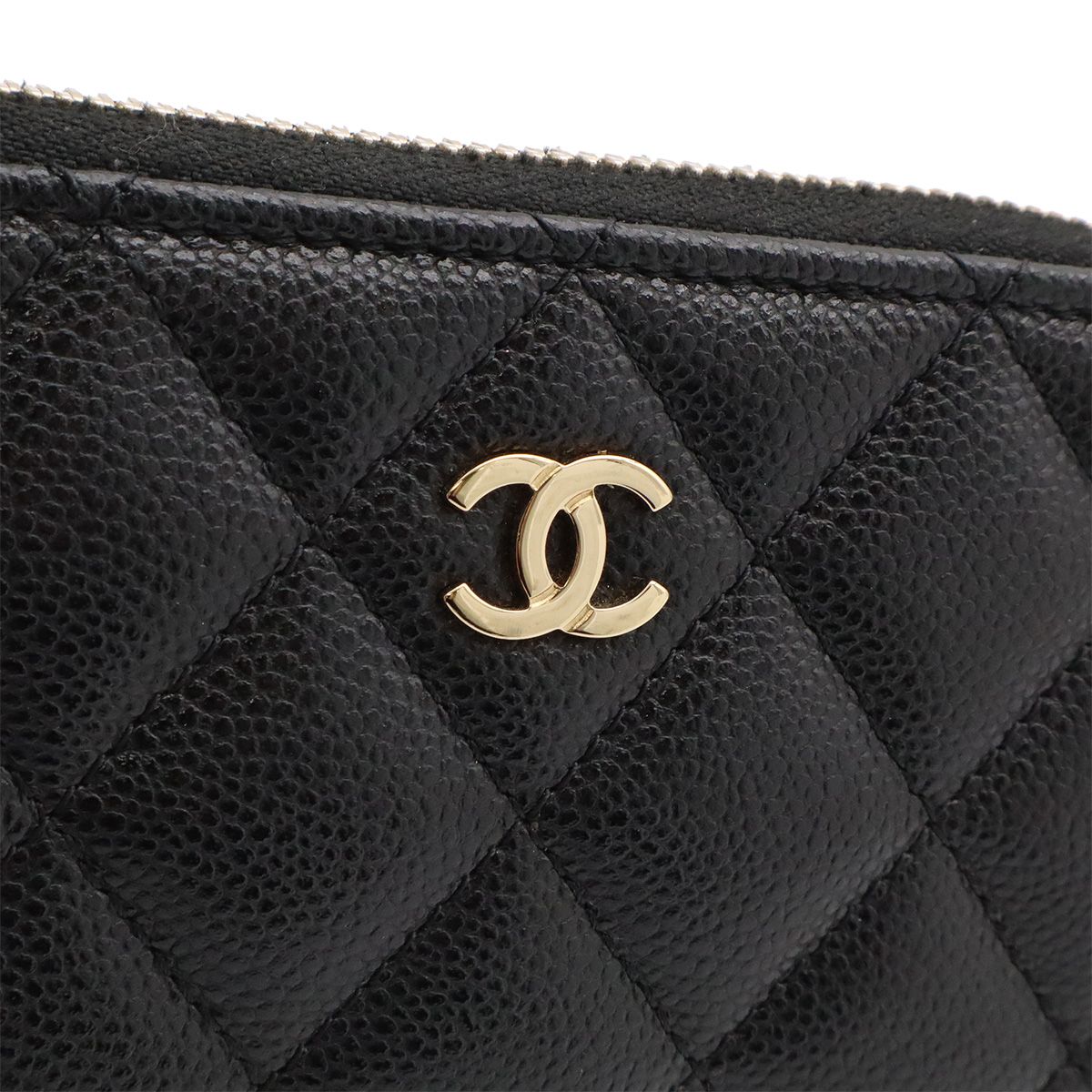 Chanel Quilted CC Logo Coin Purse Key Ring L-shaped Zipper Caviar Leather Black — view 4