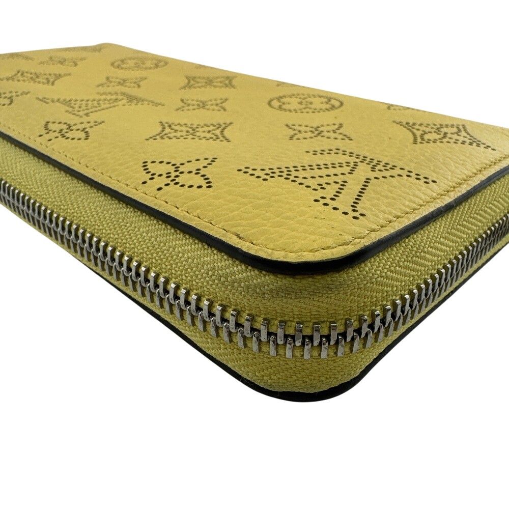 Louis Vuitton Zippy Wallet Mahina Leather Yellow — view 5