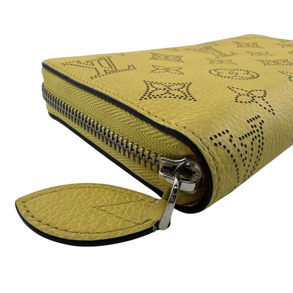 Louis Vuitton Zippy Wallet Mahina Leather Yellow — view 4