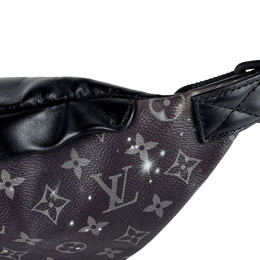 Louis Vuitton Belt Bag Monogram Galaxy Discovery — view 6