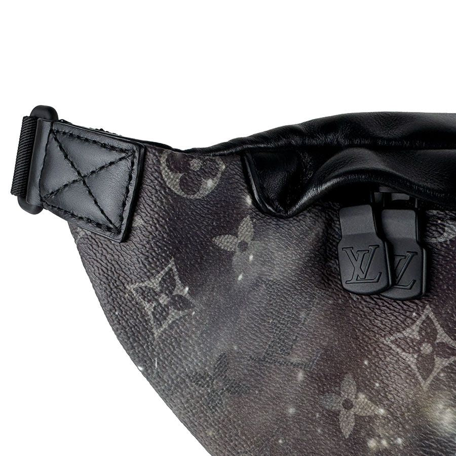 Louis Vuitton Belt Bag Monogram Galaxy Discovery — view 7