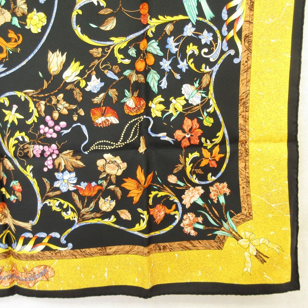 Hermes Pi Erres D'ori Ent Et D'occi Dent Carre 90 Silk Scarf Black — view 6