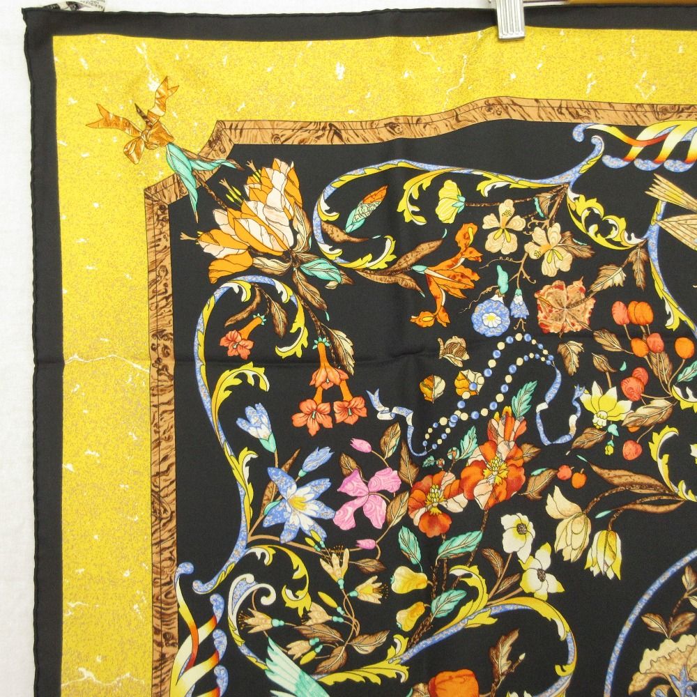 Hermes Pi Erres D'ori Ent Et D'occi Dent Carre 90 Silk Scarf Black — view 3