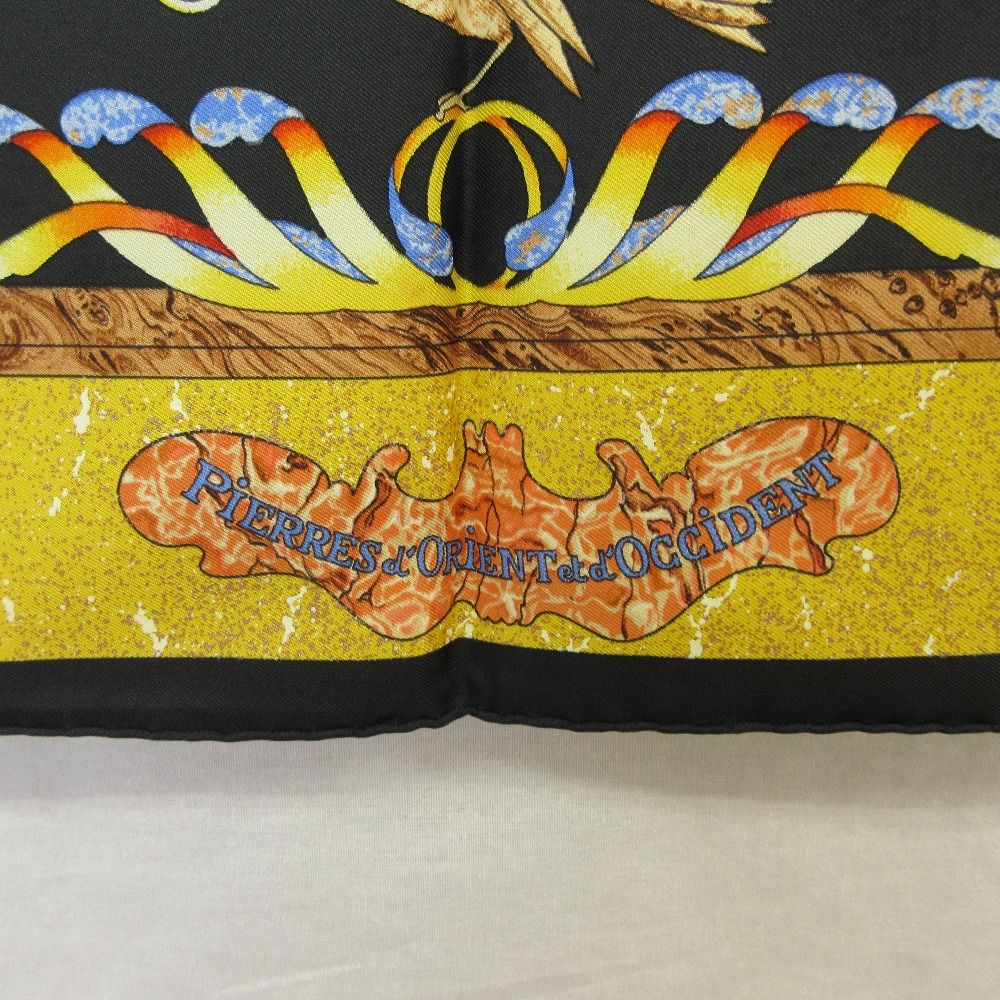 Hermes Pi Erres D'ori Ent Et D'occi Dent Carre 90 Silk Scarf Black — view 2