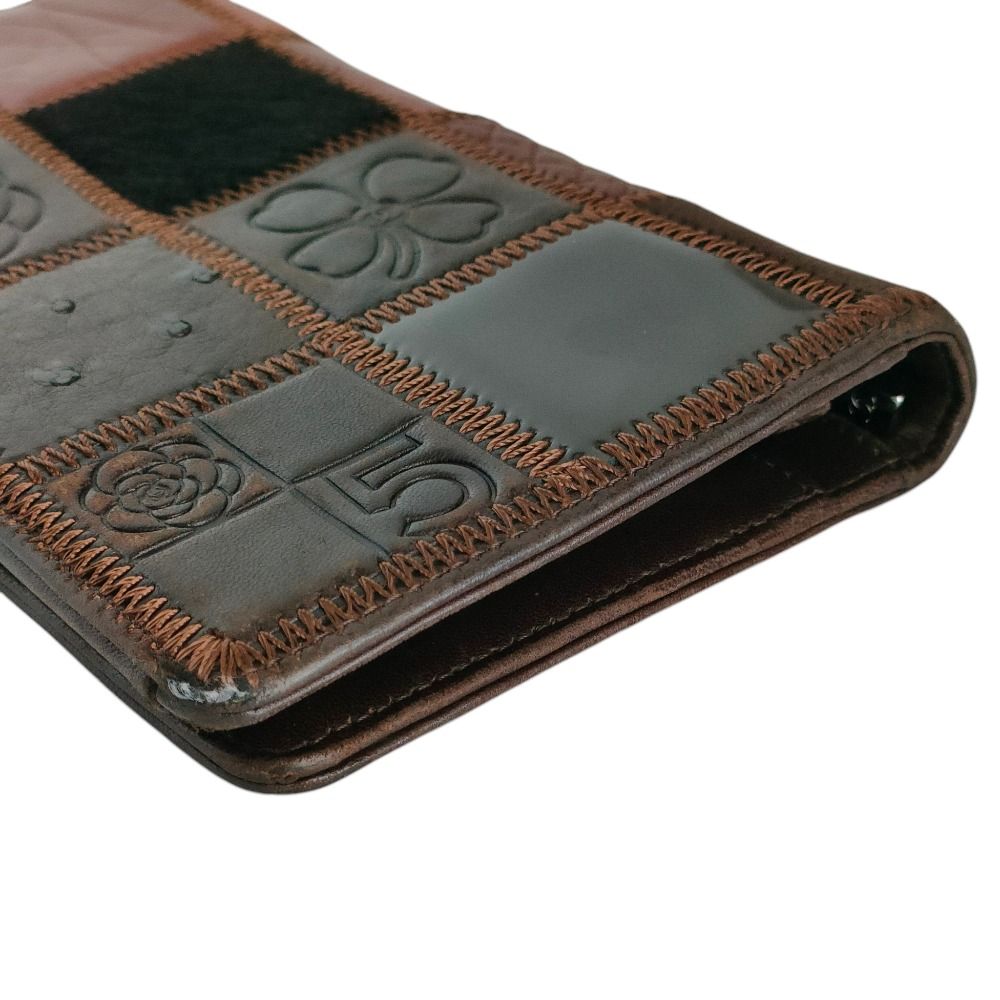 Chanel Icon Line CC Logo Patchwork Wallet Bifold Brown — view 4