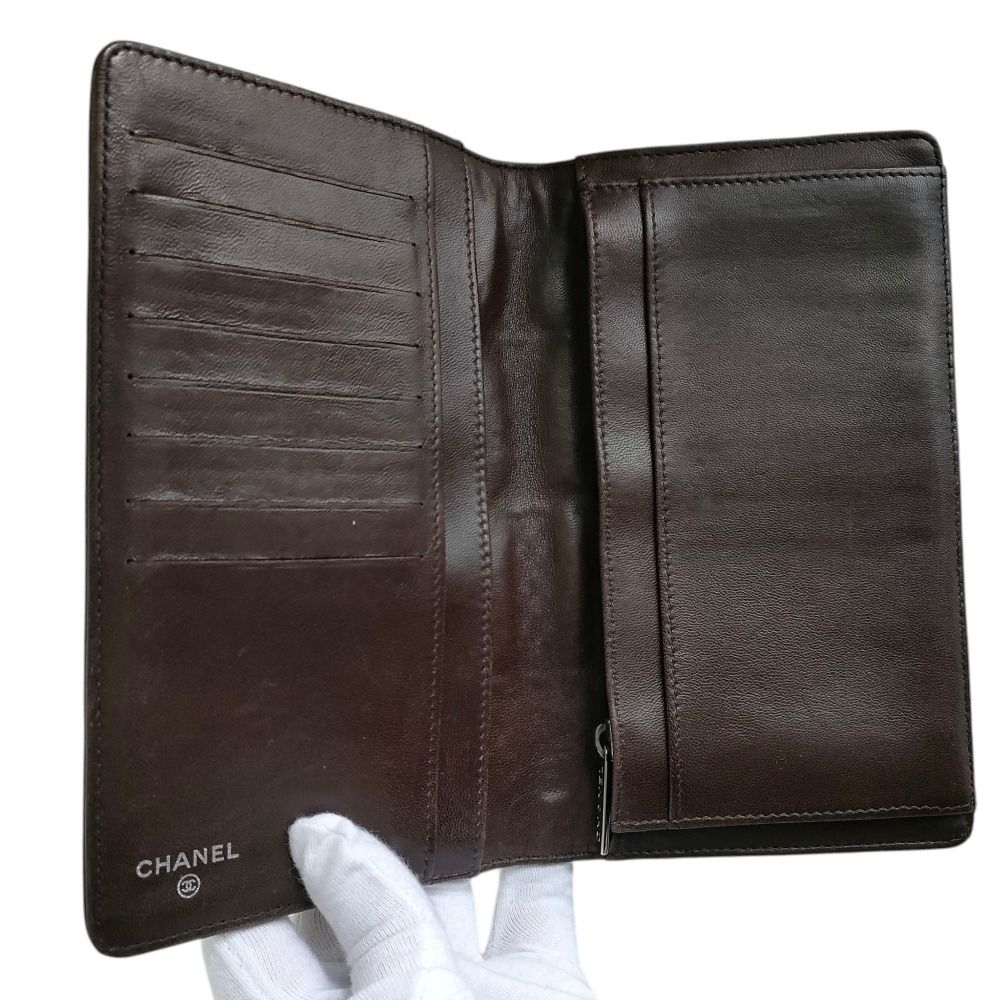 Chanel Icon Line CC Logo Patchwork Wallet Bifold Brown — view 8