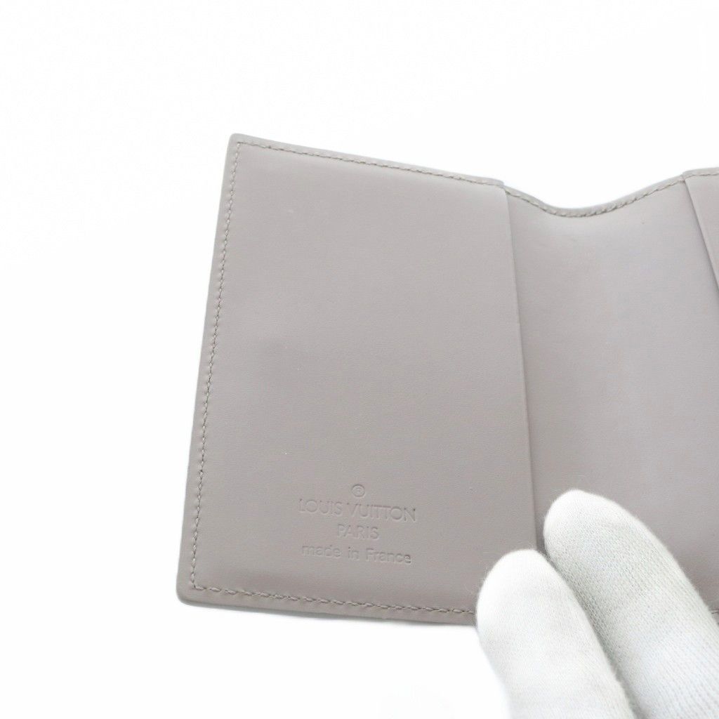 Louis Vuitton Epi Card Case Greige — view 6