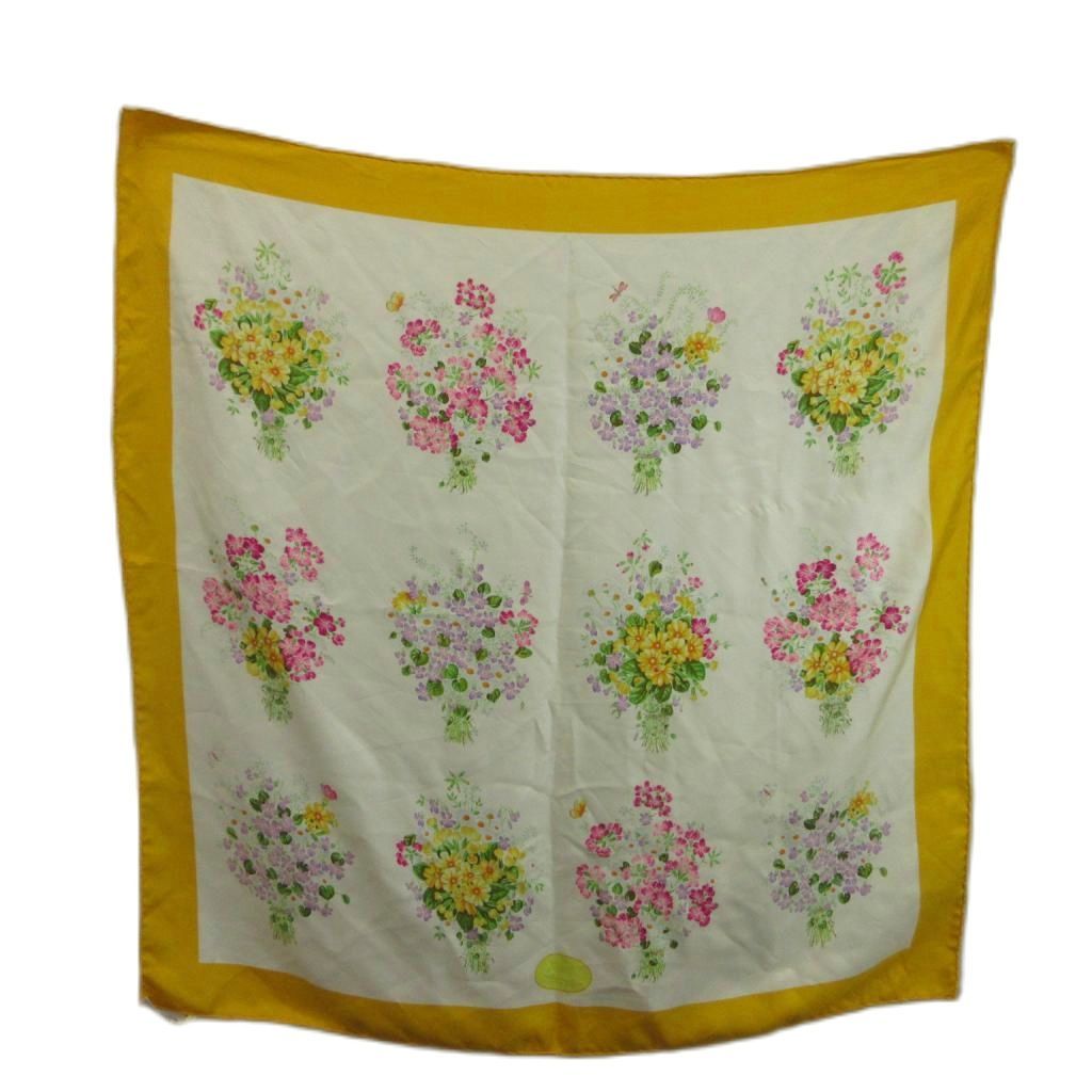 Gucci Vintage Scarf Large Silk Bouquet Flower All Over Print Logo Yellow — view 2
