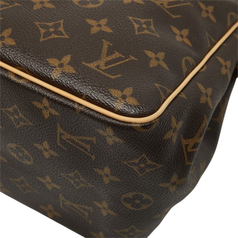 Louis Vuitton Monogram Batignolles Handbag Brown Leather — view 6