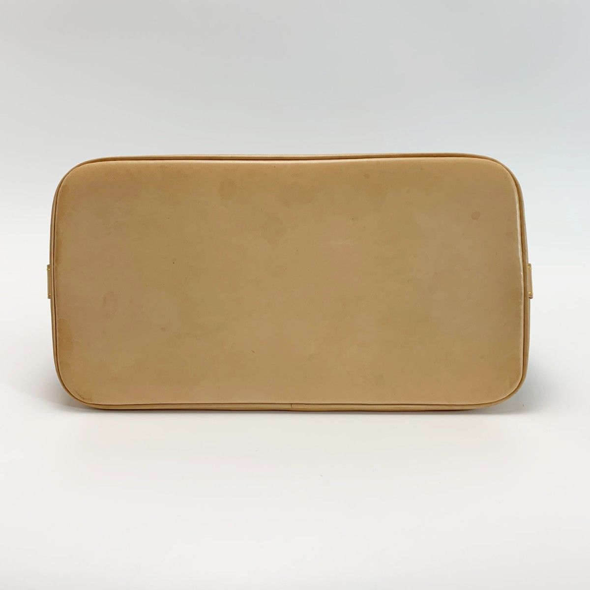 Louis Vuitton Monogram Alma Handbag — view 5